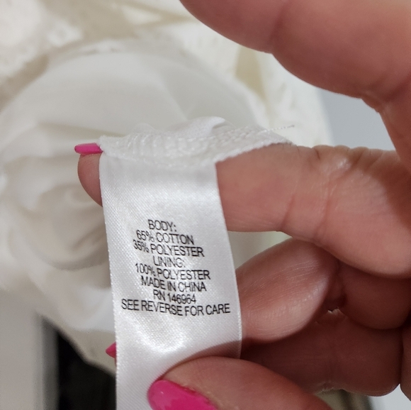 Beautiful lace Maia dress, size 4, NWT - Picture 8 of 12